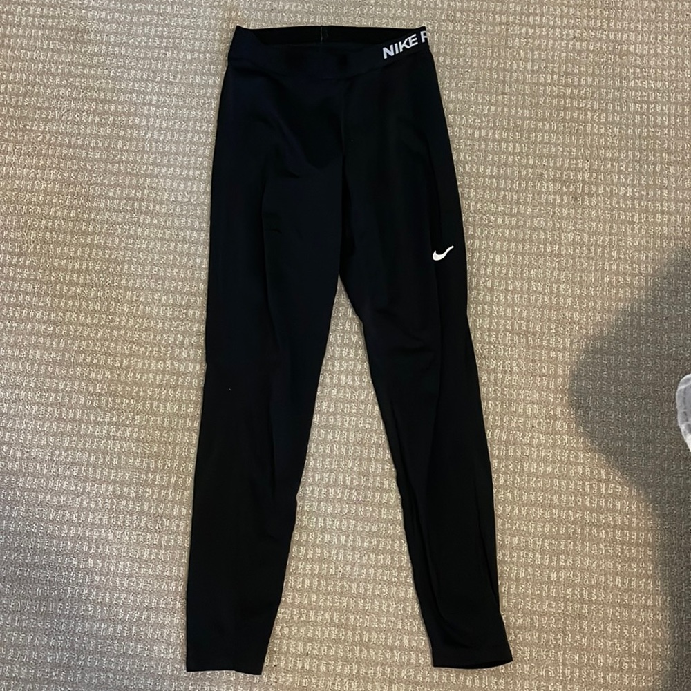 Black Nike Pro Leggings